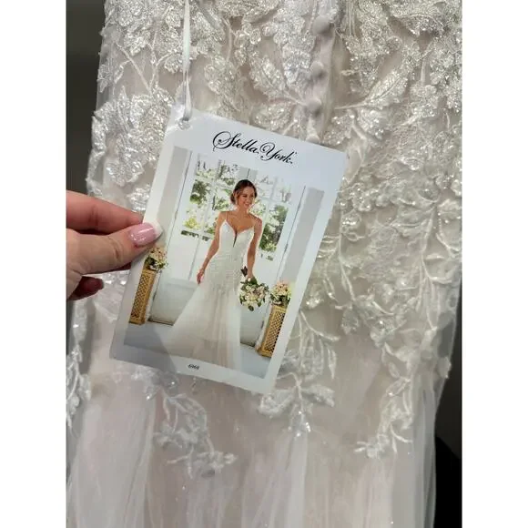 Stella York 6968 Floral Lace Mermaid Wedding Dress w/ Glitter Tulle 12 (SAMPLE) - Picture 8 of 9